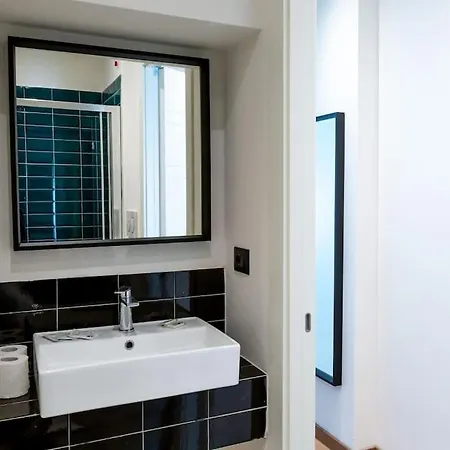 Ponte Vecchio - Centro Storico Apartment *